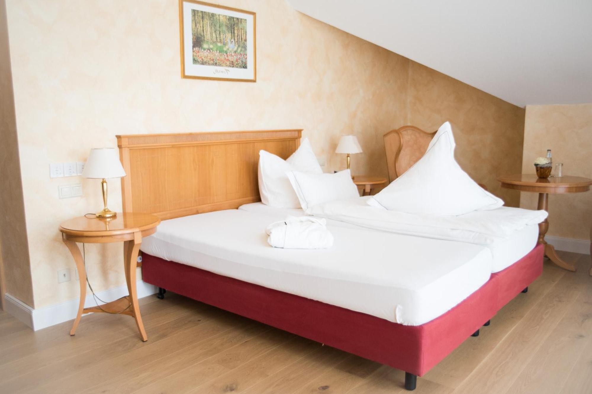 Hotel Tannenhof Bad Wünnenberg Dış mekan fotoğraf