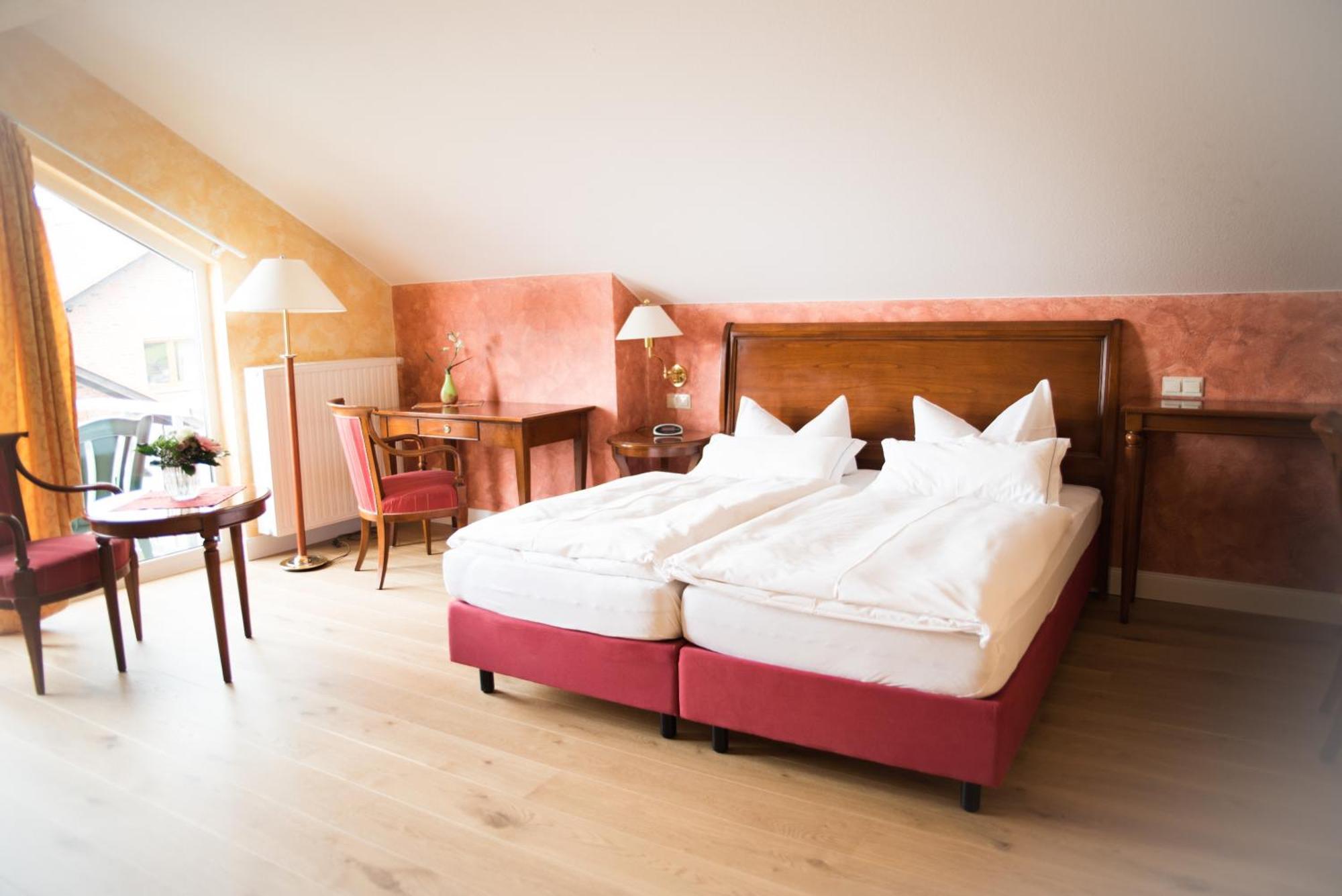 Hotel Tannenhof Bad Wünnenberg Dış mekan fotoğraf