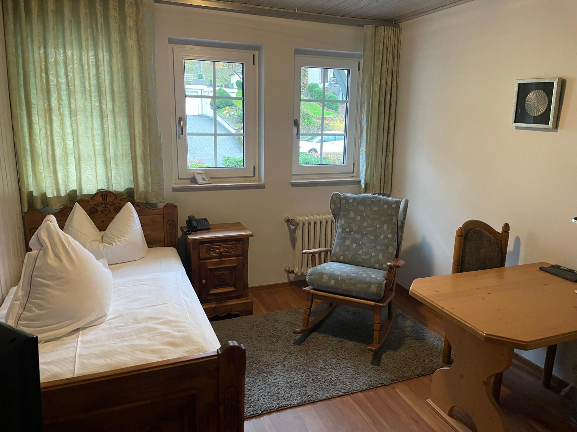 Hotel Tannenhof Bad Wünnenberg Dış mekan fotoğraf